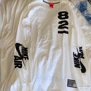 White nike long sleeve